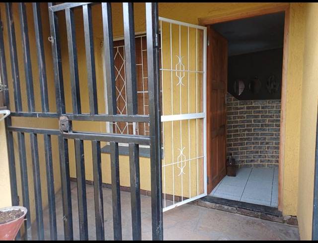 3 BEDROOM HOUSE FOR SALE IN WITFIELD